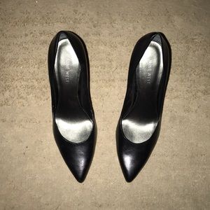 Black Nine West heels